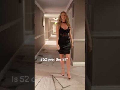 Any Sexy MYLF AND COUGAR have no age!!! #mom #shorts