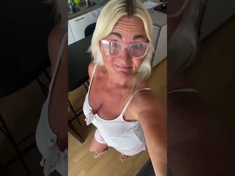 Am I sexy😍🥵🥶😰#hot #granny  hot granny #hotgirl #sexygirls