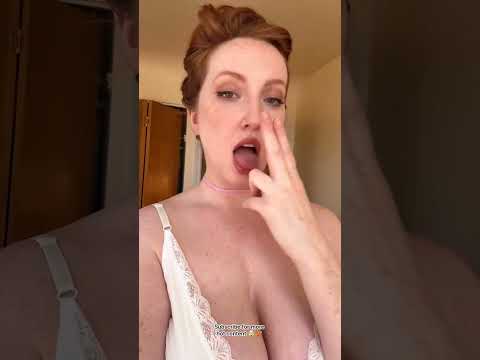 HOT MILF SHOWING HER SKILLS 🥵🤯🔥 #bikini #romance #hollywood #model #beauty #MILF #hotgirl #actress