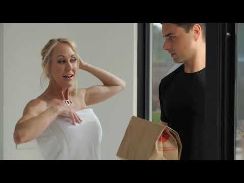 Ultimate MILF Fantasies (AEP 2019)